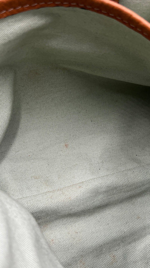 Borsa in pelle martellata