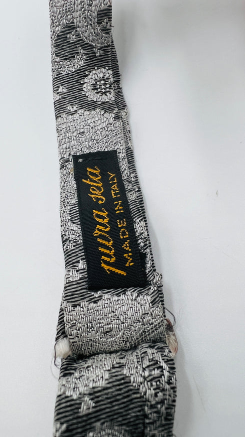 Papillon paisley