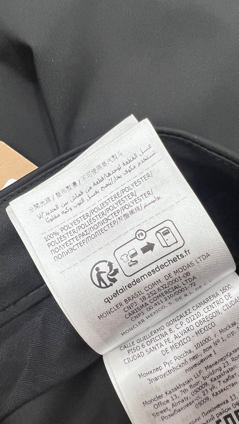 Bermuda tecnici con cartellino