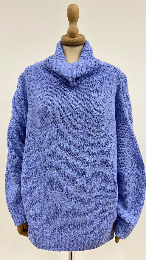 Maglione oversized collo alto
