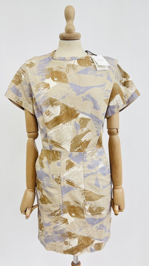 Abito stampato con cartellino