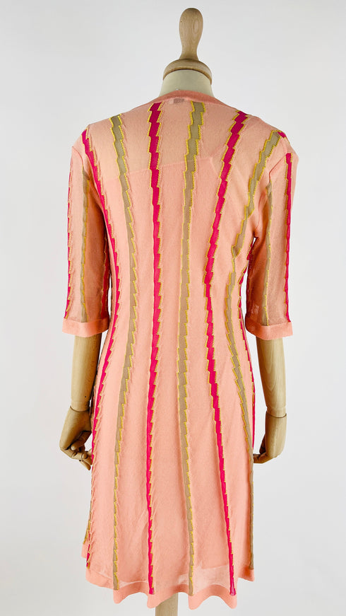 Abito midi in maglia a righe