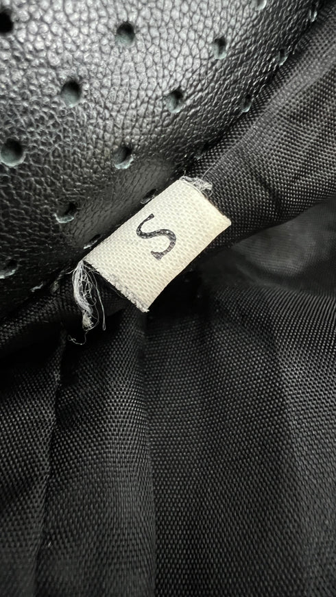 Giacca corta traforata