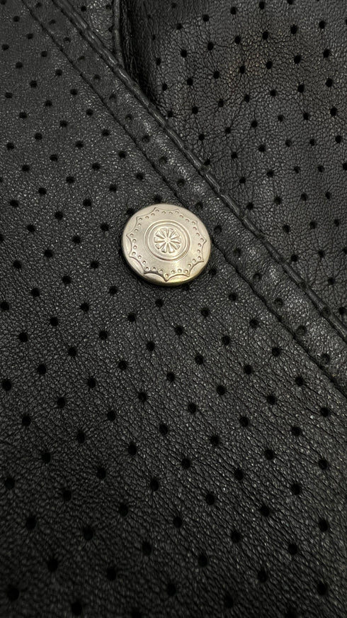 Giacca corta traforata