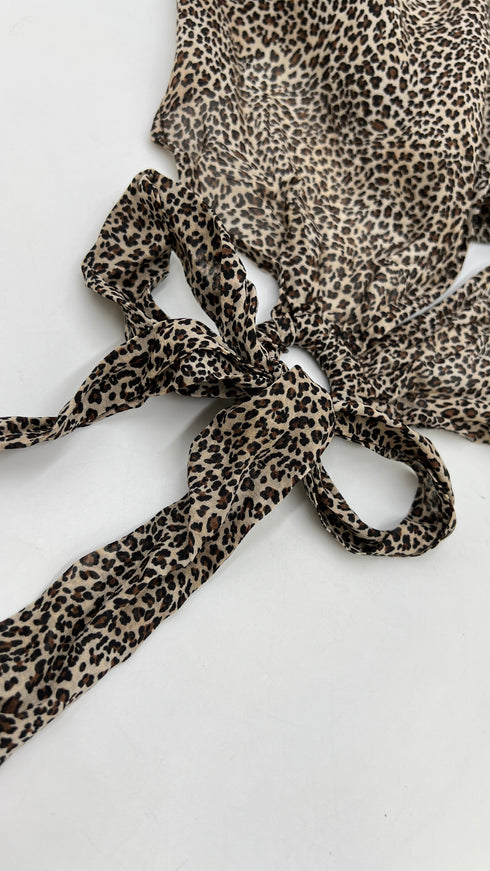 Top animalier con cartellino