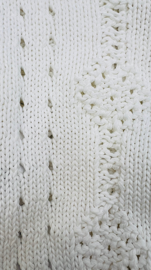 Maglia scollo a V con cartellino