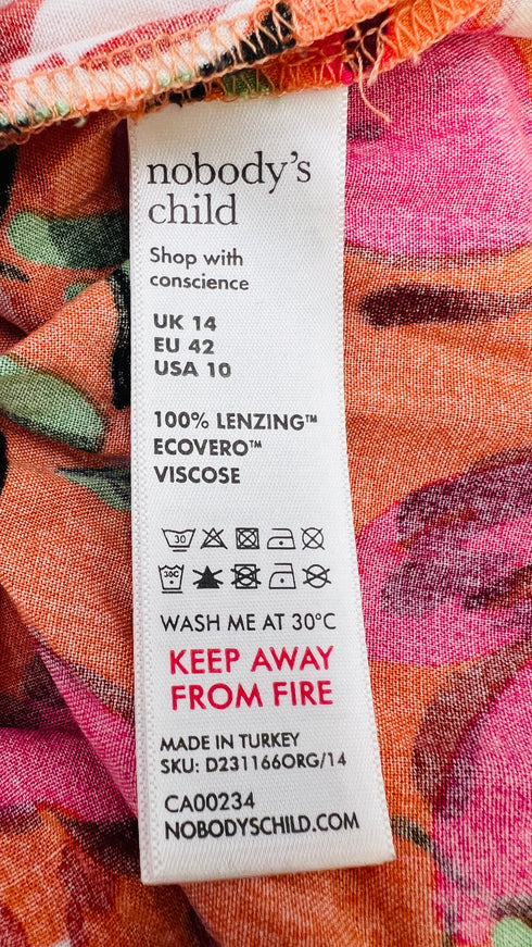 Abito corto macro fiori