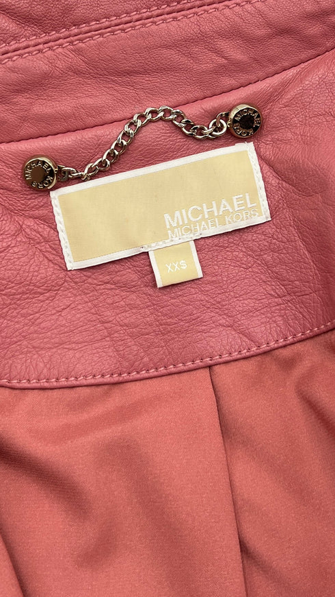 Chiodo in pelle rosa