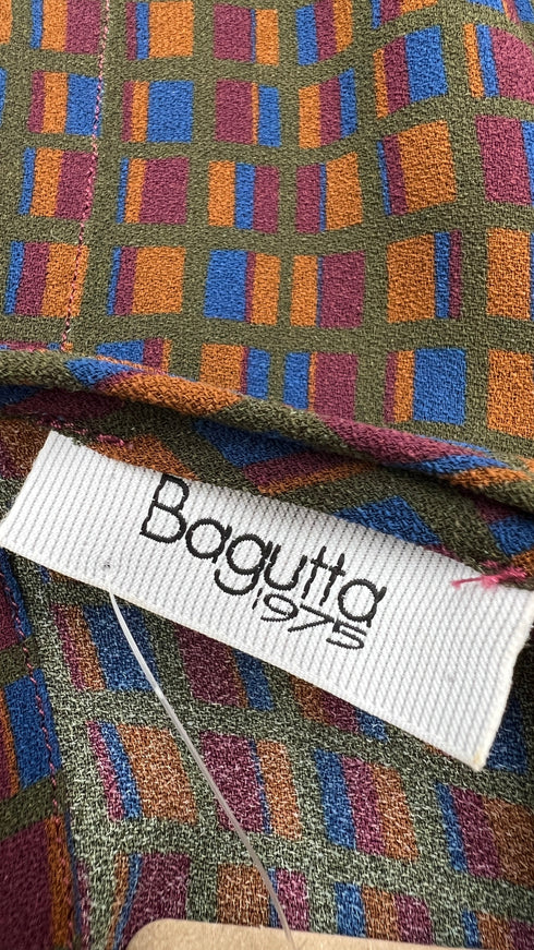 Blusa motivo geometrico