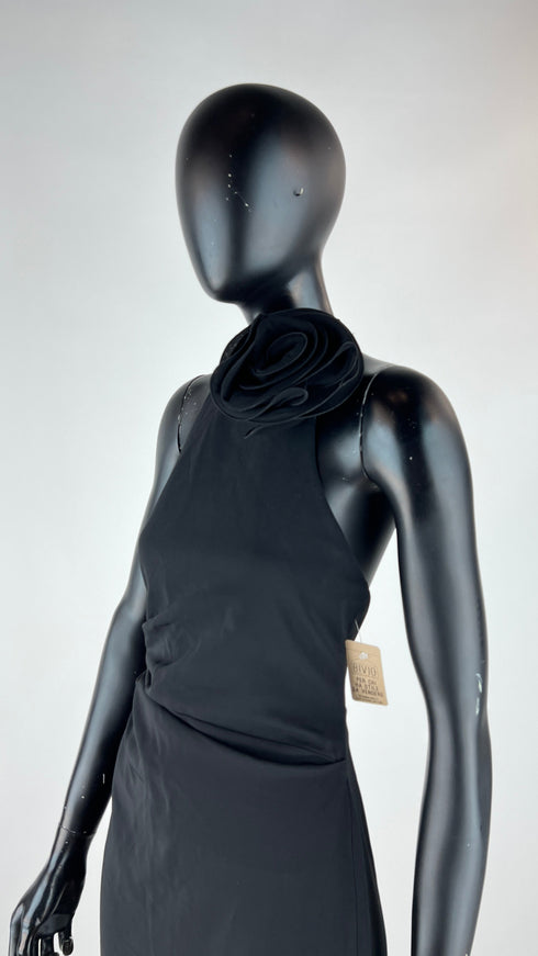 Abito lungo scollo all'americana