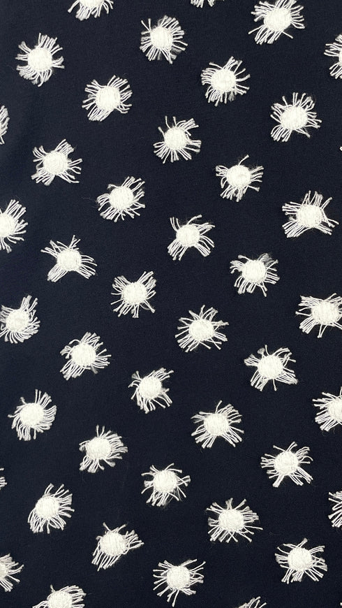 Soprabito nero ricamato