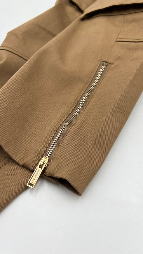 Pantaloni capri tasche e zip