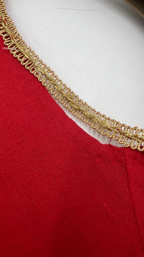 T-shirt rossa bordo oro