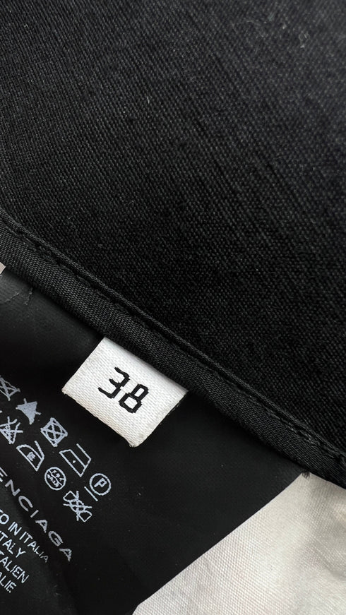 Gona nera a pannelli