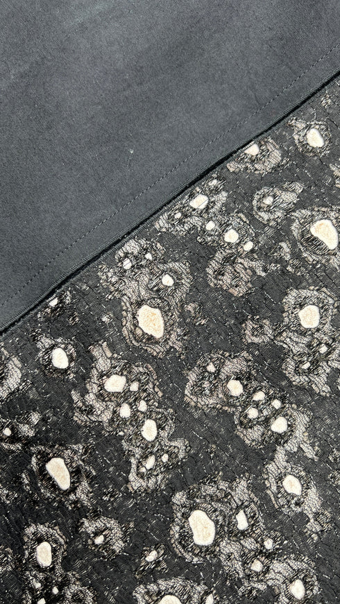 Gona nera a pannelli