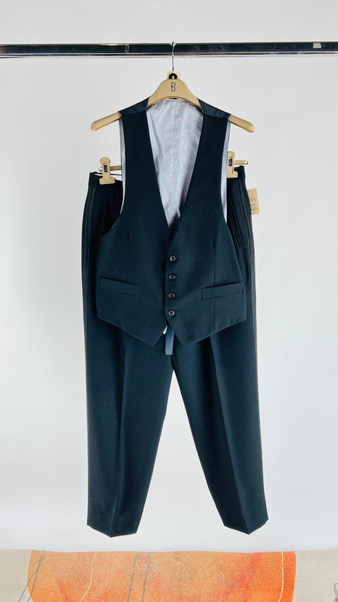 Completo tre pezzi nero