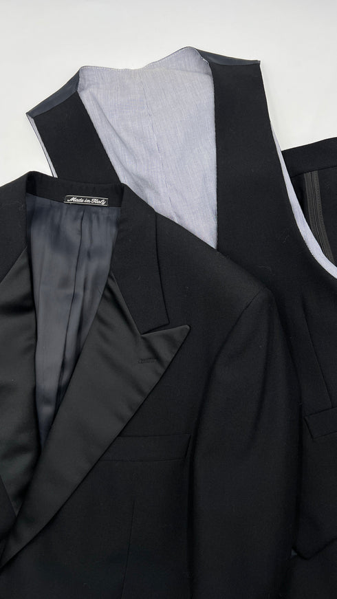 Completo tre pezzi nero