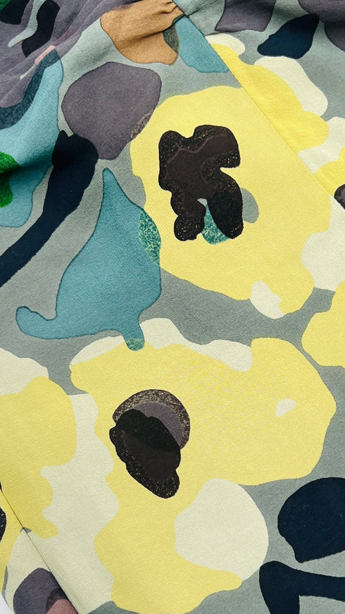 Top camouflage in seta