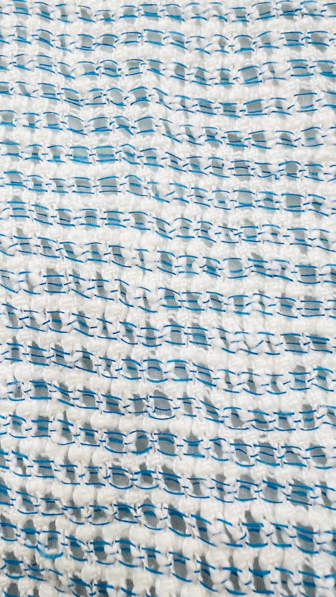 Top smanicato collo frange