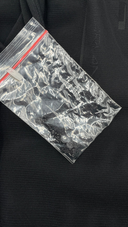 Abito lungo nero con cartellino