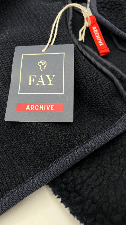 Pile "Fay Archive" con cartellino