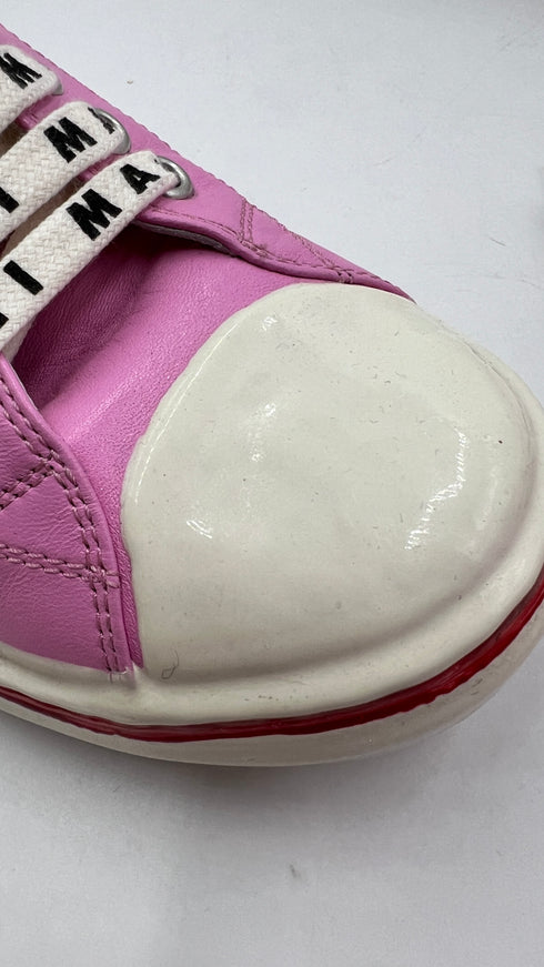 Sneakers con suola verniciata