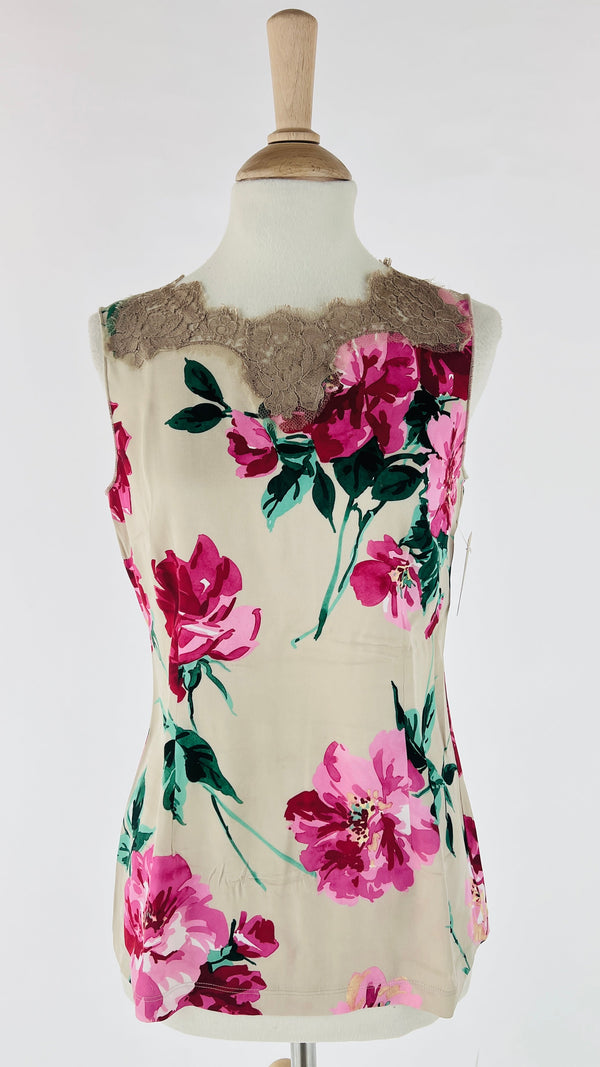 Top con scollo pizzo