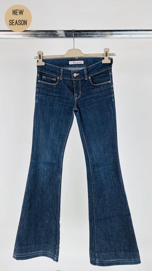 Jeans a zampa blu scuro