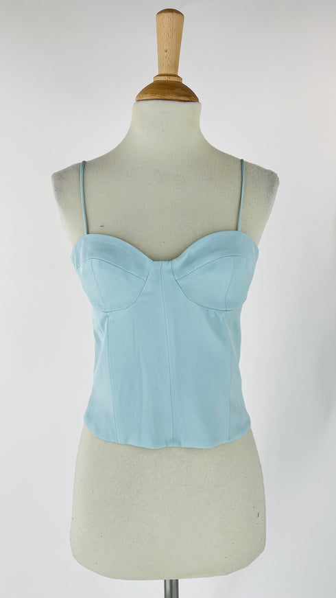 Top a bustier