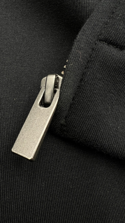 Felpa nera con zip