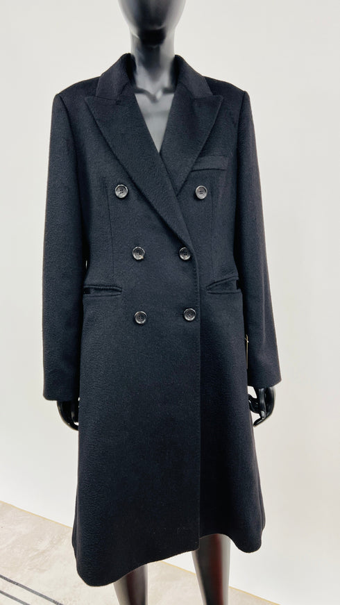Cappotto nero doppiopetto