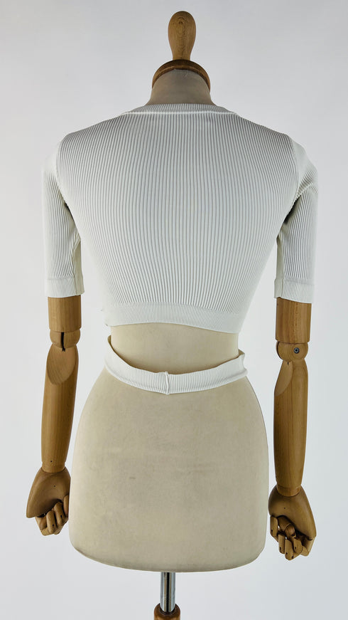 Cropped top con cinta