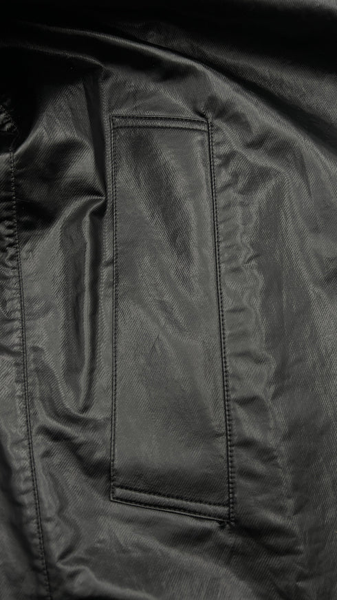 Trench vernice