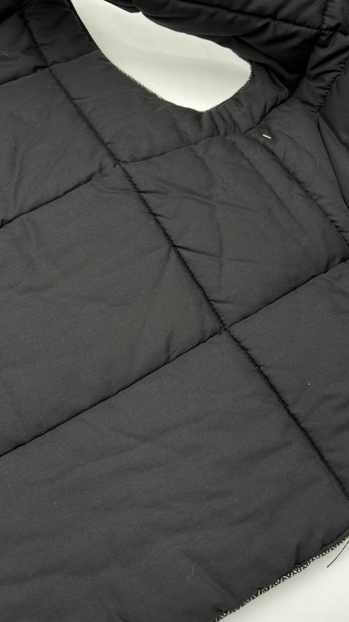 Gilet imbottito con cappuccio