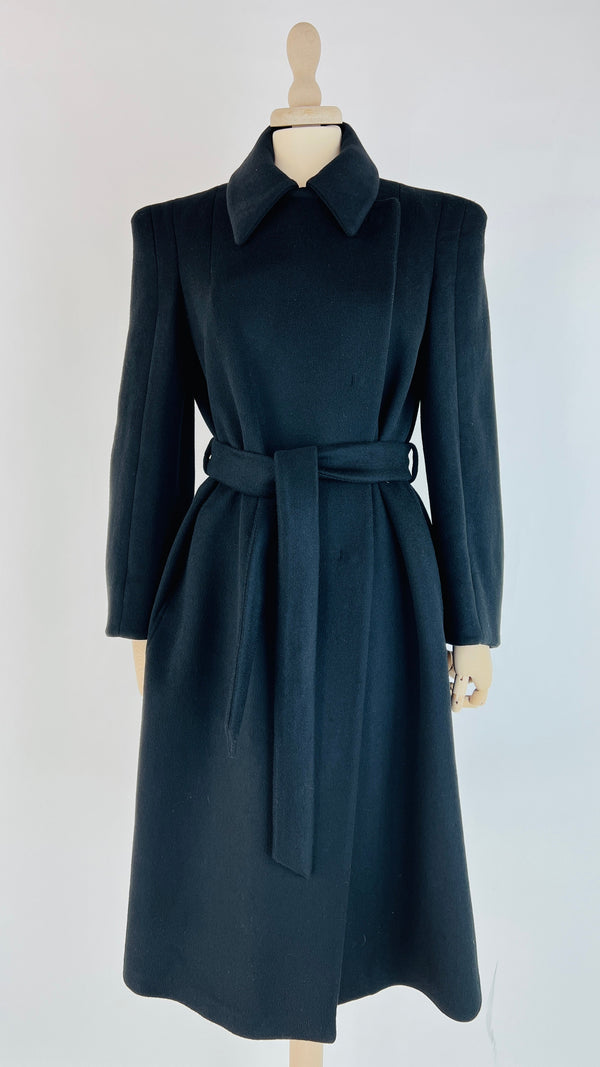 Cappotto cashmere abbottonatura asimmetrica