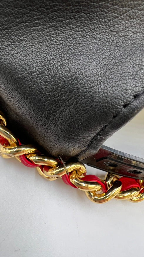 Cappello con mini borsa