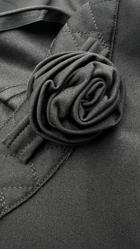 Body dettaglio trapuntato con rosa