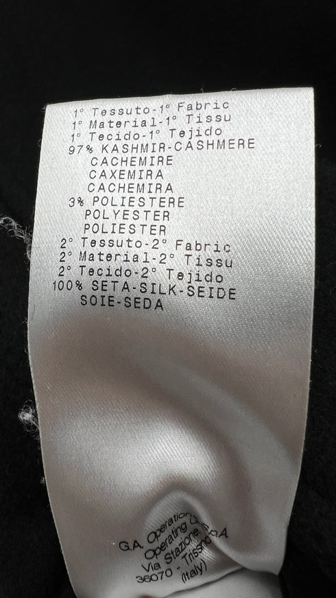 Cappotto cashmere abbottonatura asimmetrica