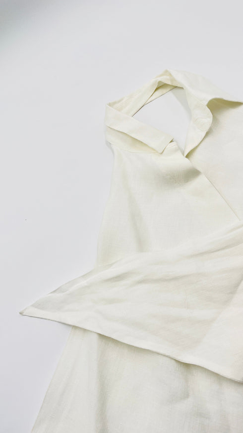 Top con scollo all'americana