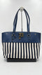 Borsa a righe bianche e blu