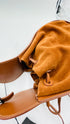 Borsa hobo con cartellino