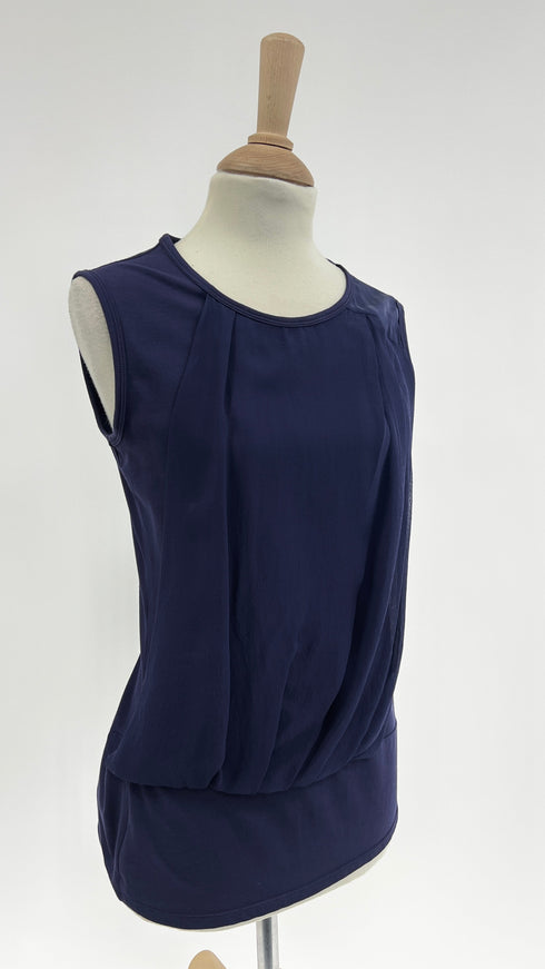 Canotta draped