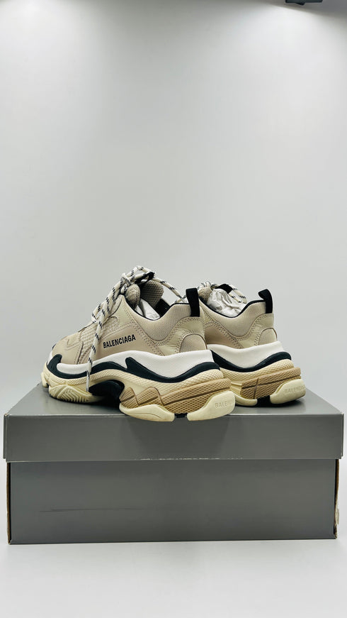 Sneakers Triple S N°39