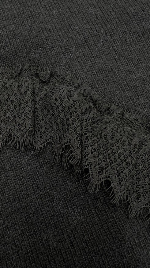 Smanicato in maglia con pizzo