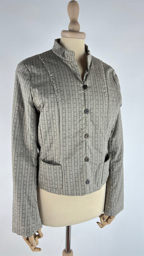 Giacca ricamata con impunture