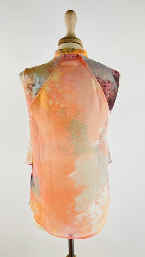 Camicia smanicata astratta