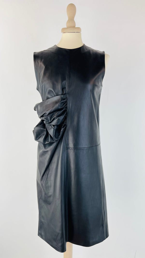 Abito midi in pelle
