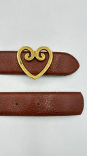 Cintura con la fibbia a cuore Moschino