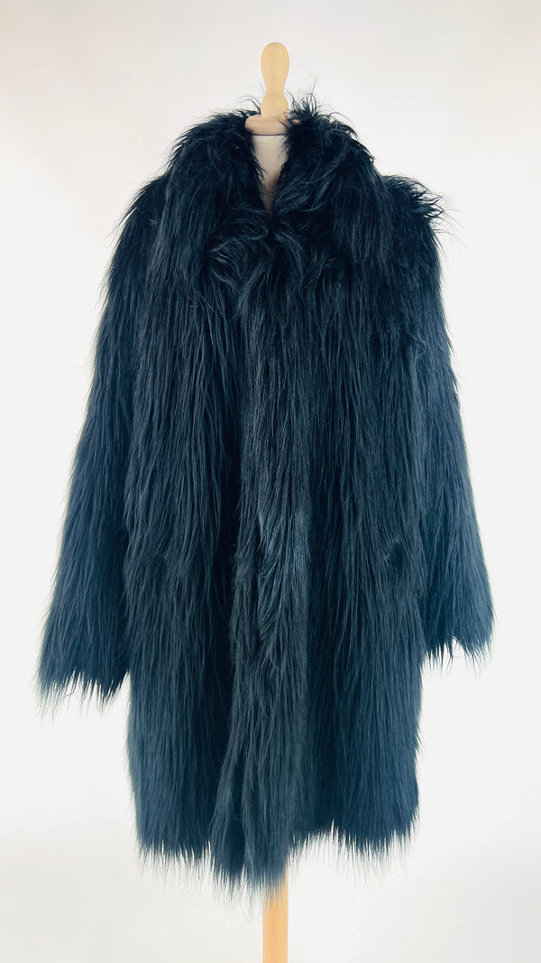 Cappotto nero faux fur