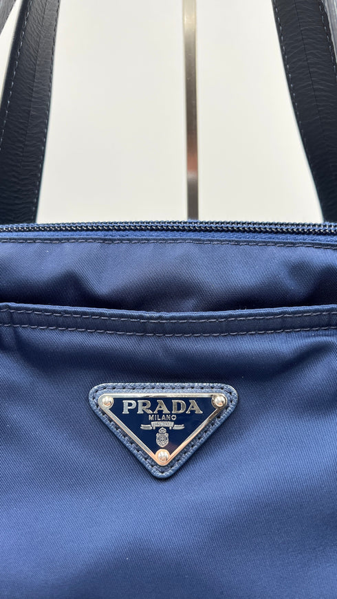 Borsa in nylon bluette